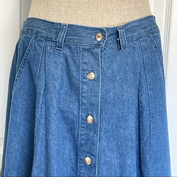 HUNTINGTON RIDGE Vtg Button Front Chambray Skirt - Picture 2 of 9